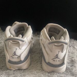 Nike men’s air Jordan 9 retro cool gray leather basketball shoes size 10.5